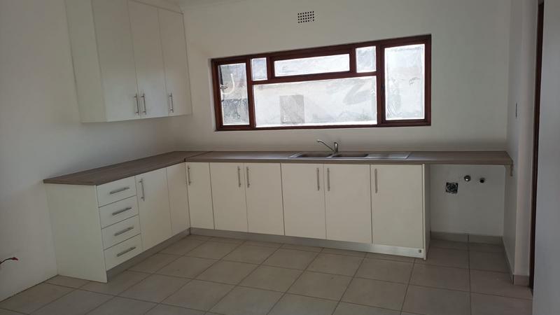 To Let 4 Bedroom Property for Rent in Dwarskersbos Western Cape